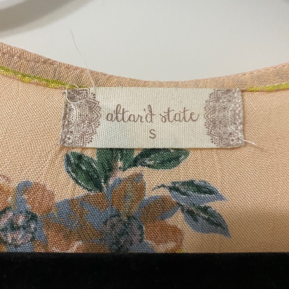 Floral Tie Top - Picture 3 of 3